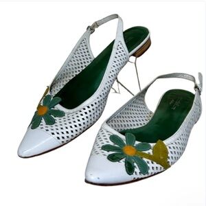 Isabella Fiore Y2K Pointed Toe Floral Leather Appliqué Laser Cut Sling-backs 9